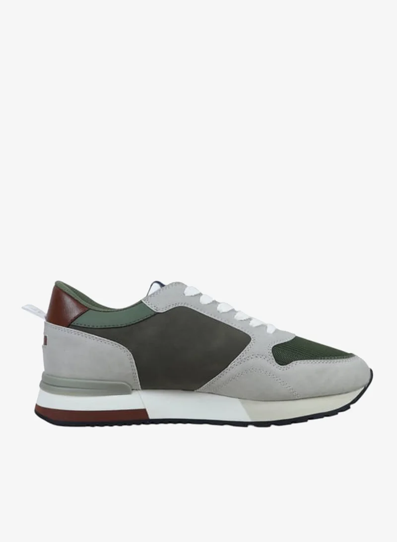 GAP Men's Panelled Lace-Up Sneakers - NEW YORK II