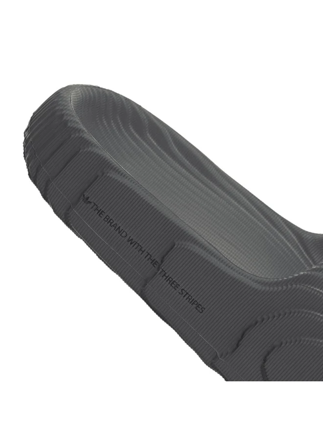 adidas أديليت 22 رمادي داكن سلايدرز للرجال