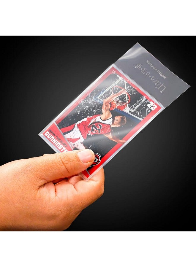 Ultra Pro ألترا برو - حافظ البطاقات 25 قطعة. حافظ بطاقات شفاف، لحماية وتخزين بطاقات الرياضة القابلة للجمع، وبطاقات الحجم القياسي حتى 35PT، غلاف واقي 2 في 1، ظهر شبه صلب، واجهة تحميل ناعمة - Image 4