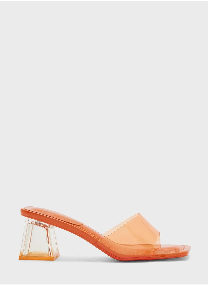 فينتشي Block Heel Sandals