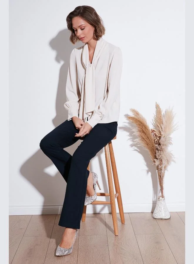 ليلا Lela Regular Fit Tie Detailed V-Neck Shirt Women's SHIRT 611GO0202