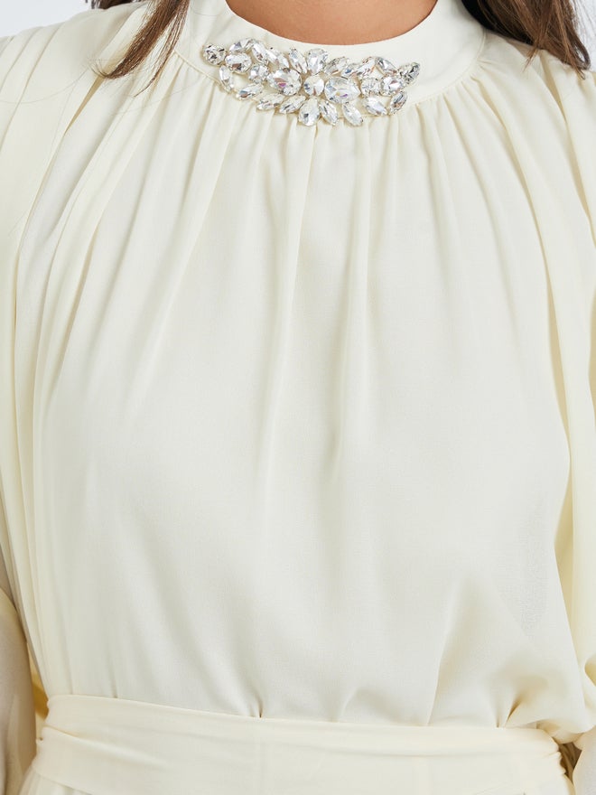 Styli Cream Embellished Cape Sleeves Maxi Kaftan Dress - Image 4