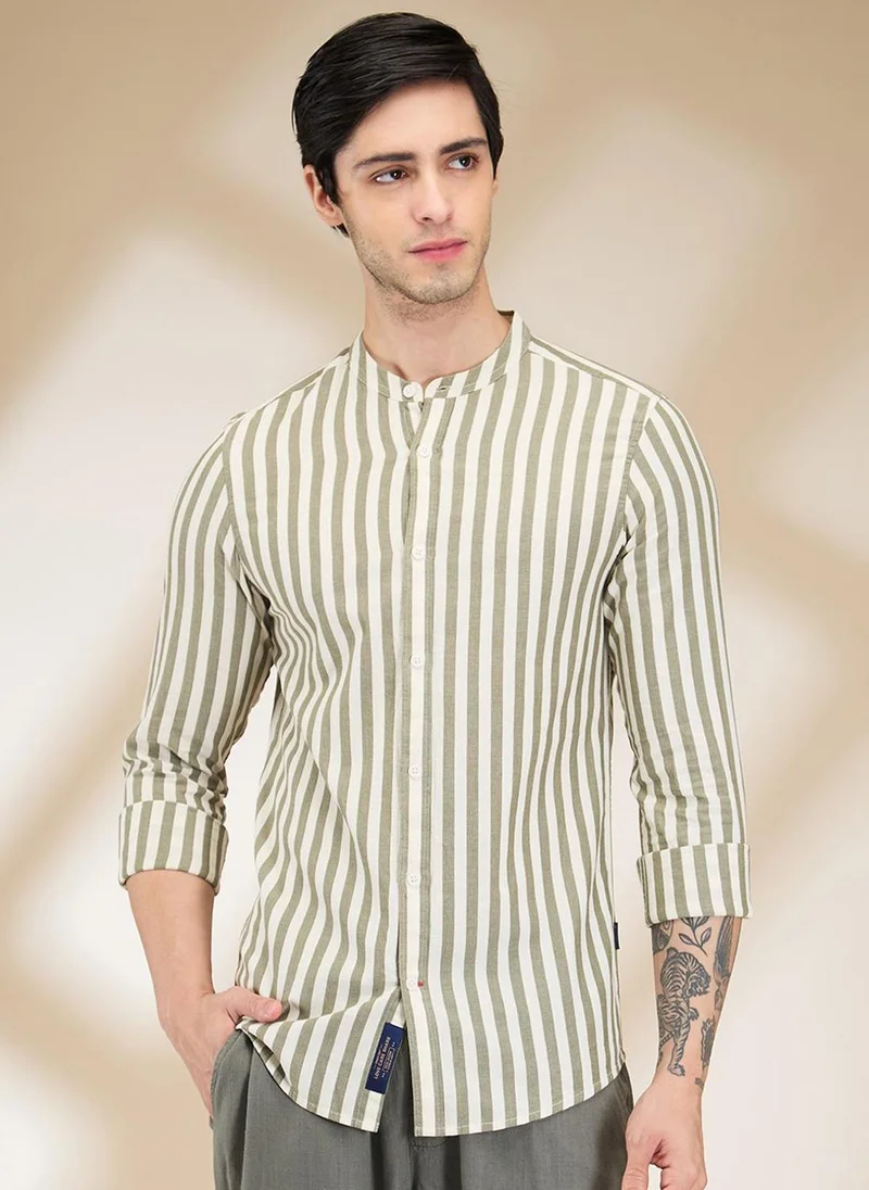 بيينغ هيومان Men Classic Band Collar Vertical Striped Cotton Casual Shirt