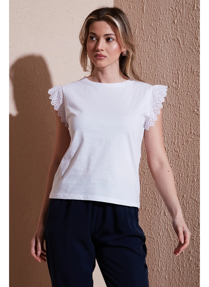 Fashion Friends Cotton Standard Fit Laced Sleeve Crew Neck T Shirt Women's T Shirt 25Y0544K1