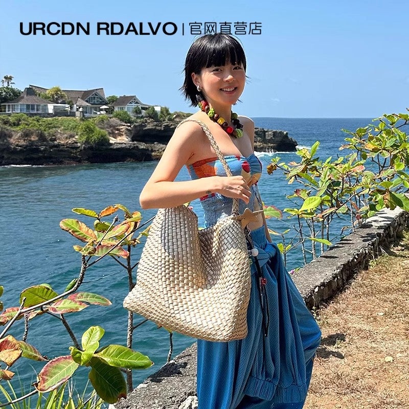Korean Style Large-Capacity Tote Bag, Hand-Woven Bag, Commuting Armpit Shoulder Bag, Simple And Fashionable Handbag - Image 5