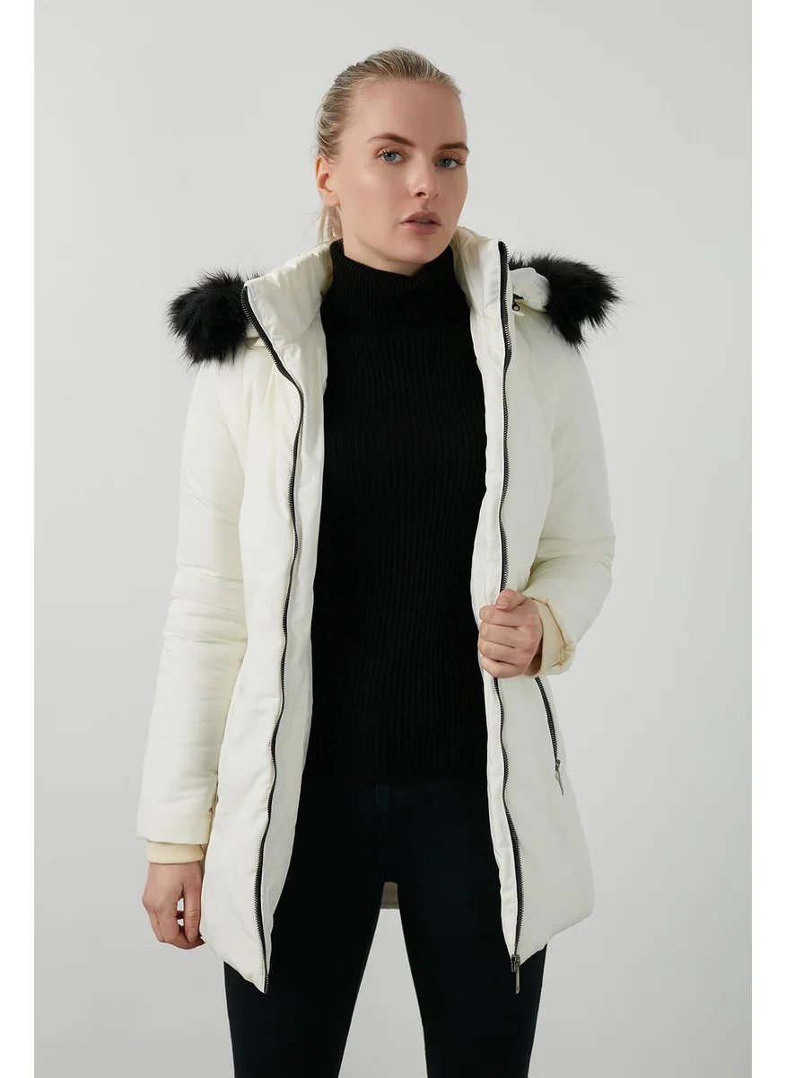 Lela Collar Faux Fur Detachable Hooded Coat Women's Coat 497DEFNE21