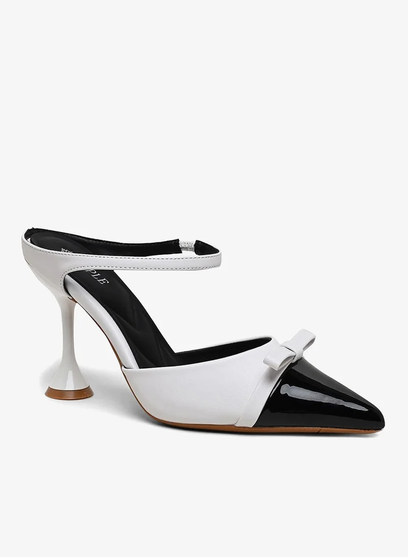 كابلي حذاء بكعب عالٍ مدبب بلونين