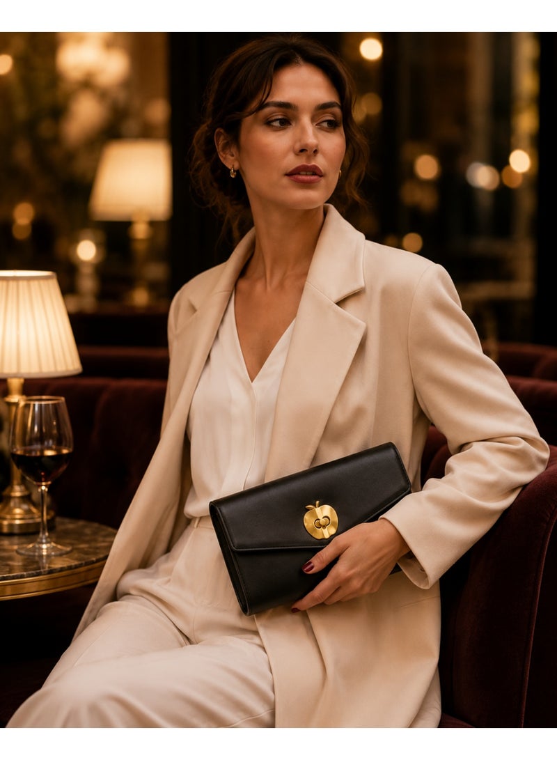 zoba Women's 2-in-1 clutch and crossbody bag in black, made of faux leather with a luxurious pattern and a gold clasp, suitable for outings, evenings out, and everyday use. - Image 4