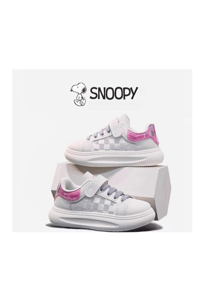 Snoopy Children's Breathable Mesh Low Cut Casual Board Shoes - Image 1