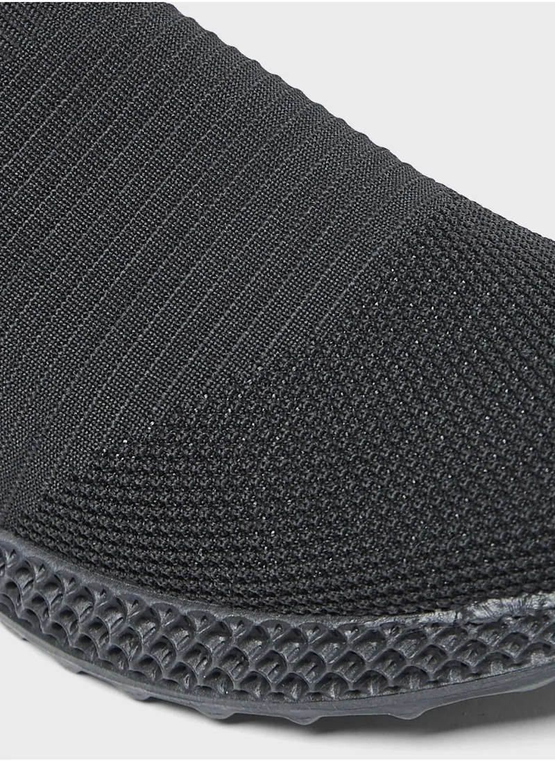 Oaklan by Shoexpress Slip On Low Top Sneakers