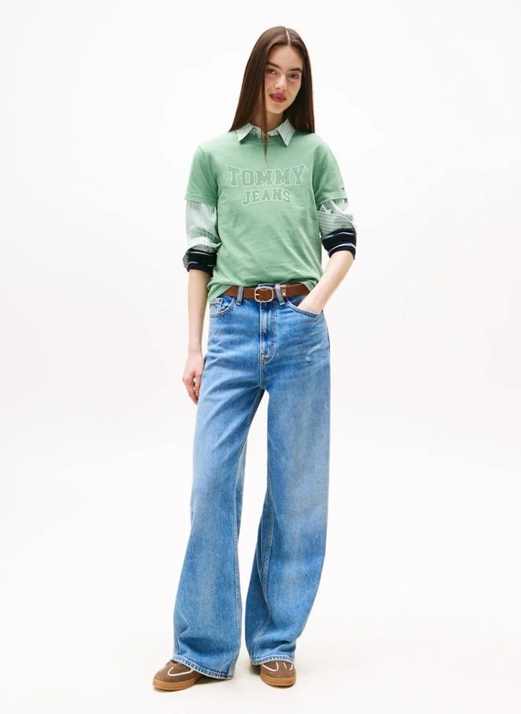 TOMMY JEANS Graphic Crew Neck T-Shirt