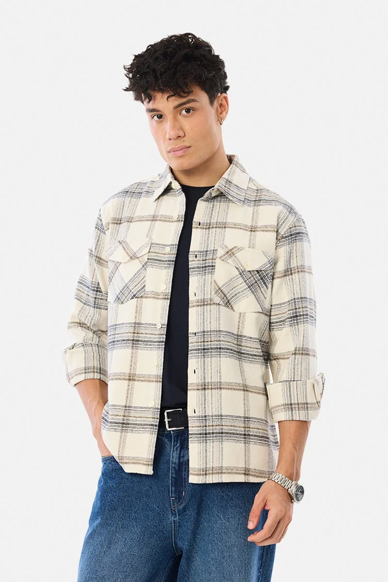 سنيتش قميص كاروهات مزدوج الجيوب من الفلانيل