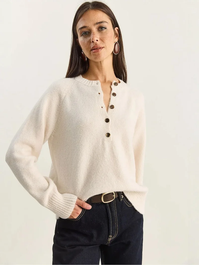 LUCCI Relaxed Fit Button Collar Knit Sweater