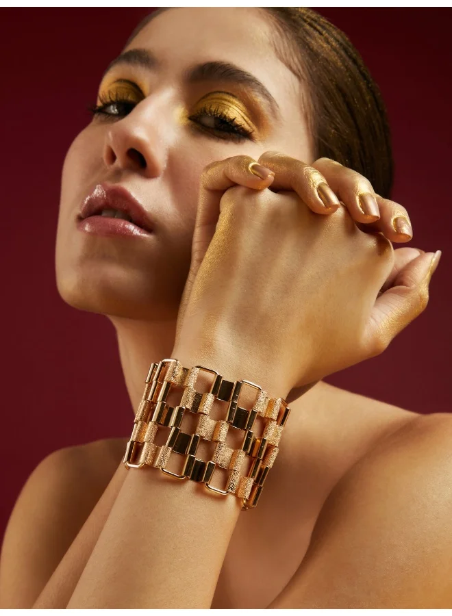 SOHI Party Clasp Artificial Bracelet Jewellery