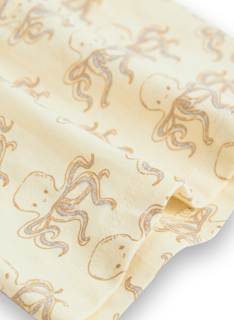 Dirkje Boys Set - Short sleeve Printed T-shirt & Cargo trousers with Elasticated waist - Image 5