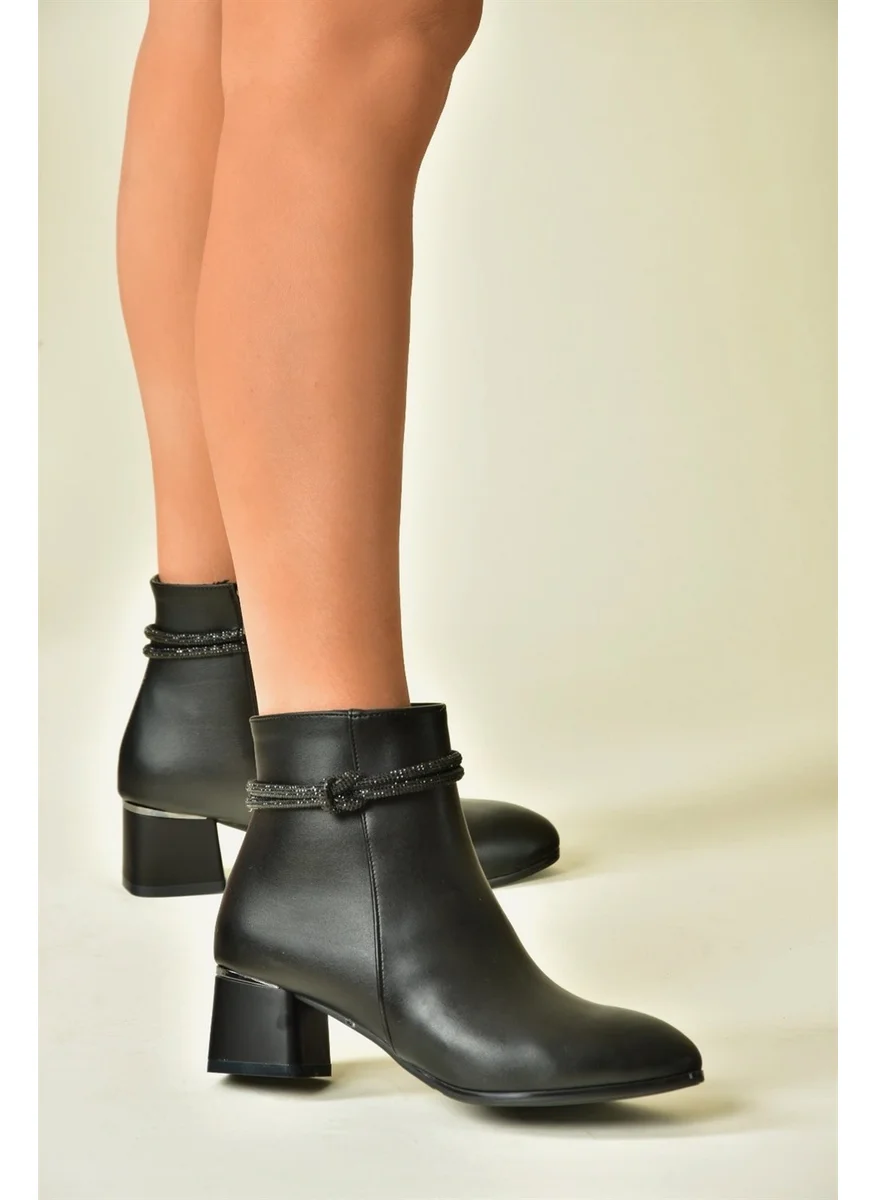 Fox Shoes Black Stone Detailed Thick Heeled Women's Boots N25103509