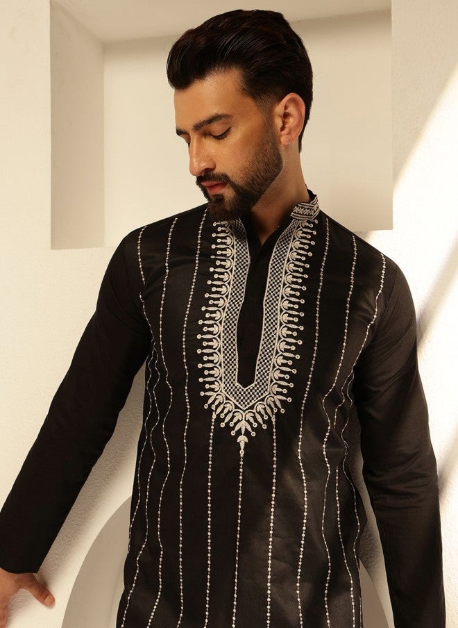 Sojanya Embroidered Black Kurta with White Pyjamas for Men - Image 2