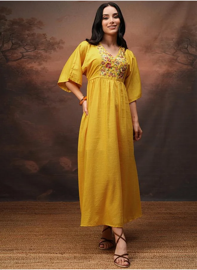 Vishudh Vishudh Women Embroidered V Neck A-Line Maxi Dress