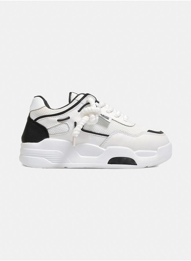 High Top Sneaker