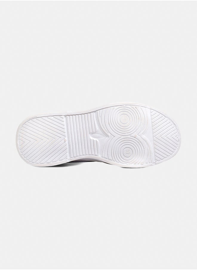 High Top Sneaker
