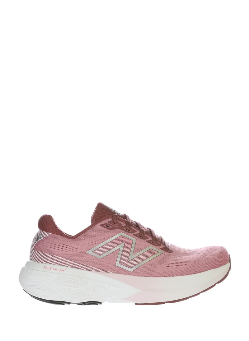 New Balance 880