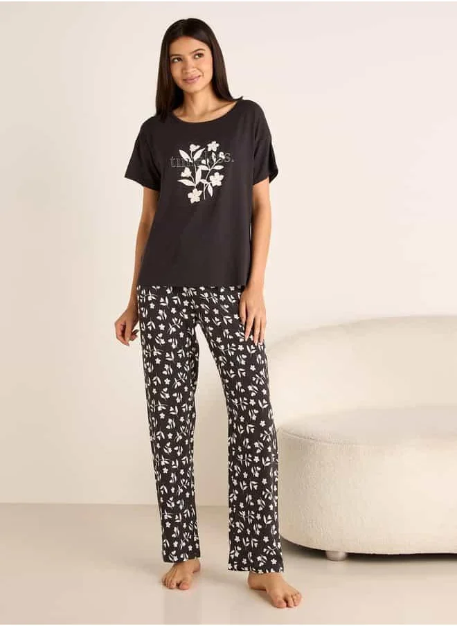FAV Floral Print Round Neck T-shirt and Pyjama Set