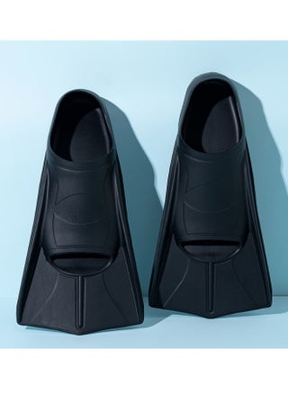 Black S (suggested shoe size 36-38) comes with a portable mesh bag.