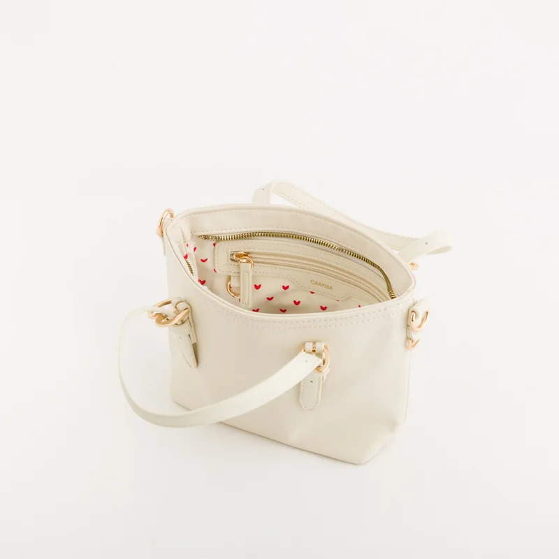 CARPISA Women's Handbag Dalia V3 Butter