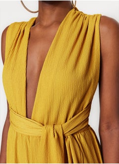 trendyol Woven Backless Jumpsuit TBESS23TU000  - Image 4