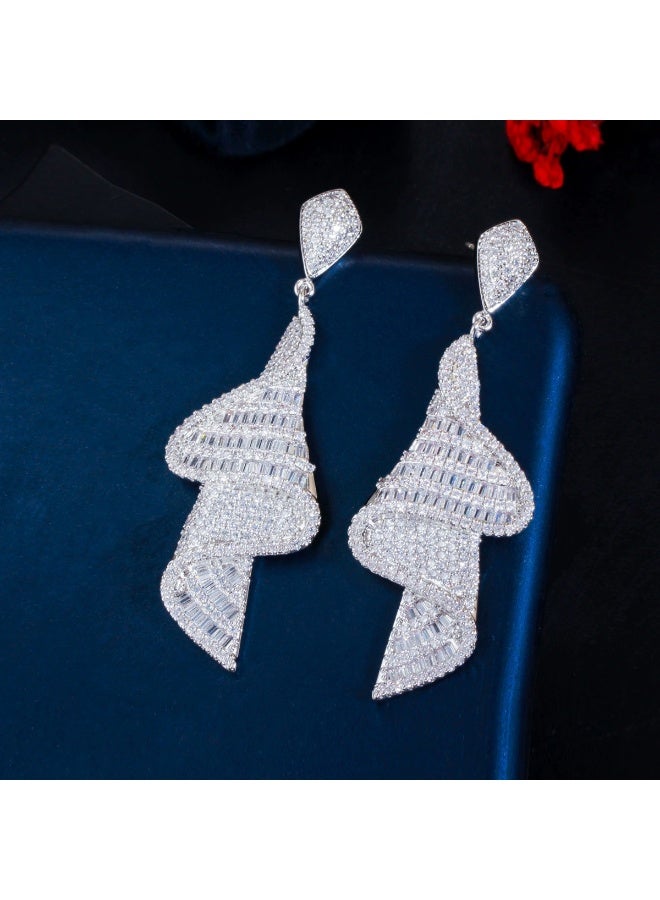 Ciara S925 Silver Needle European and American Geometric Spiral Earrings Shine with Micro Inlaid Zircon, Small and Unique Long Earrings and Earrings - Image 2