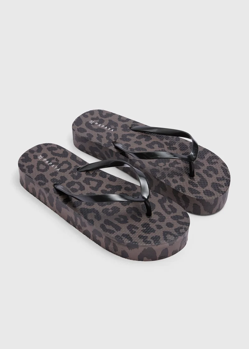 ماتلان Mocha Animal Print Platform Flip Flops