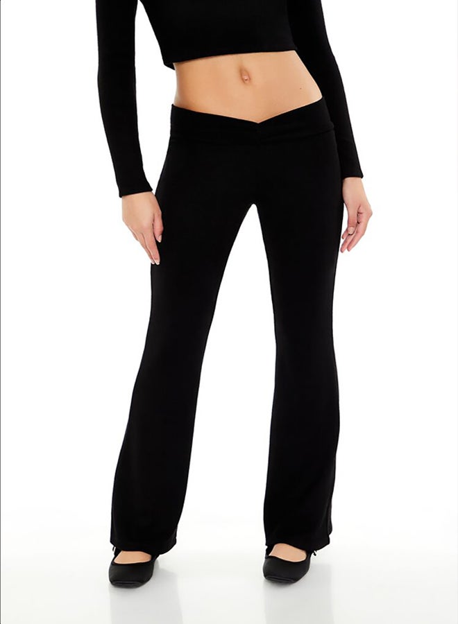 FOREVER 21 Mid-Rise V-Cut Flare Pants - Image 2