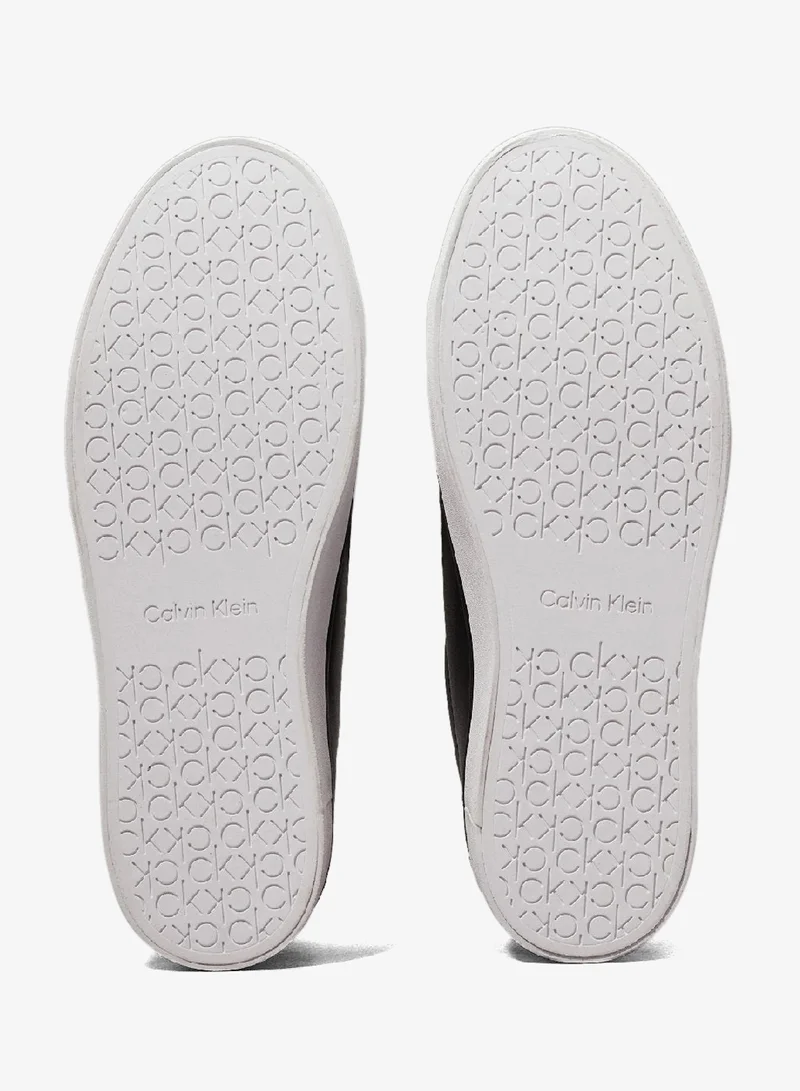 كالفن كلاين حذاء رياضي من الجلد