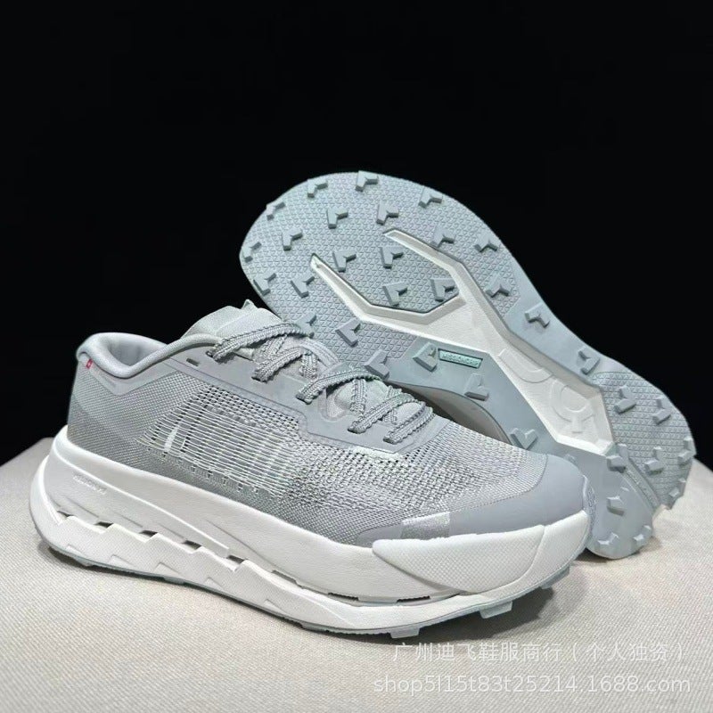 ON Unisex Breathable Low-Top Running Shoes with Anti-Slip Wear-Resistant Sole and Cushioned Midsole - Image 5