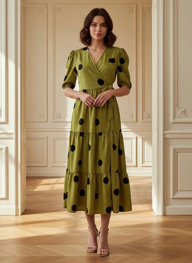 سبلاش فيڤ فستان ميدي منقط بأكمام قصيرة وطبقات وتفاصيل ربط