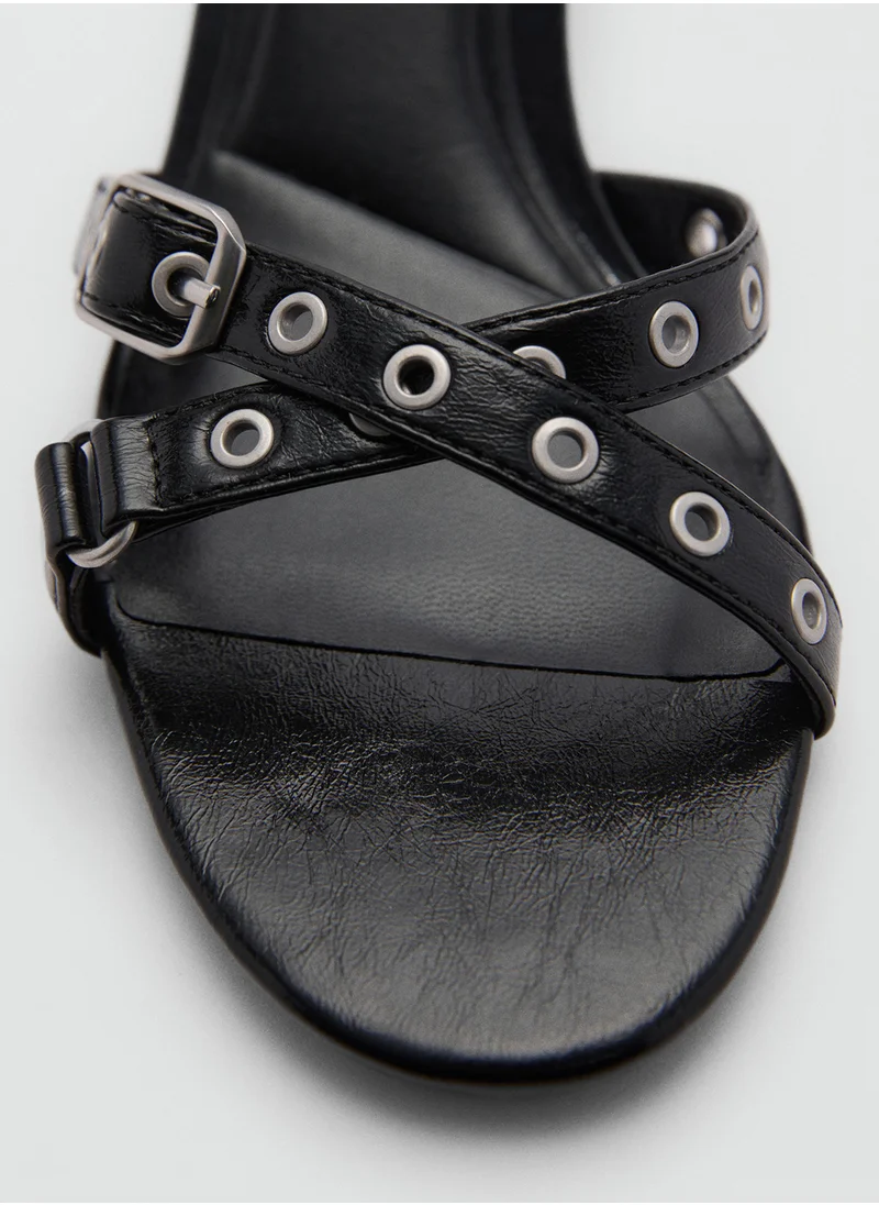مانجو Tina Buckle Detailed Strap Mid Heel Sandals