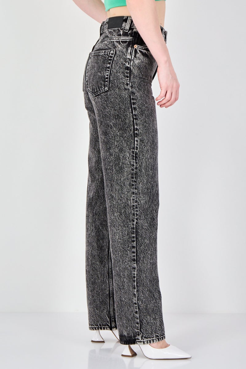 MONKI Women Straight Fit Washed Non Stretchable Jeans, Black - Image 4