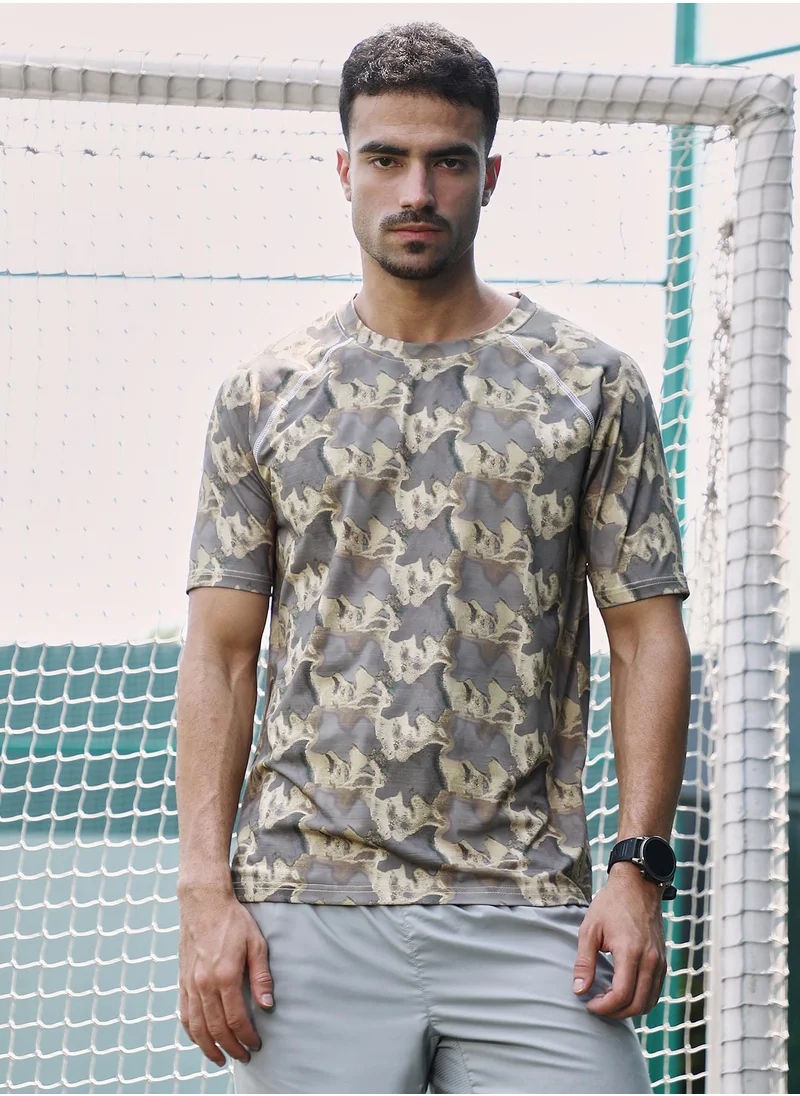 Campus Sutra Campus Sutra Men's Coin Grey & Ash Brown Flow-Lined Activewear T-Shirt For Casual Wear | Crew Neck | Short Sleeves | Jersey T-Shirt Crafted With Comfort Fit For Everyday Wear