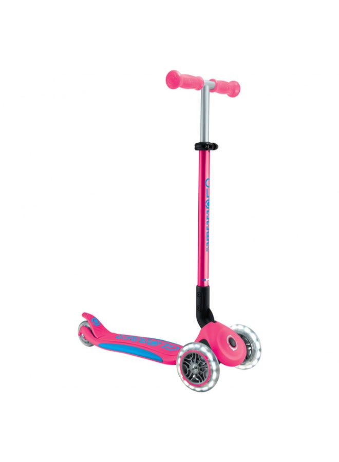 GLOBBER سكوتر أطفال قابل للتعديل وقابل للطي من بريمو بلس مع أضواء LED - سكوتر ثلاثي العجلات - فوشيا وأزرق - Image 1