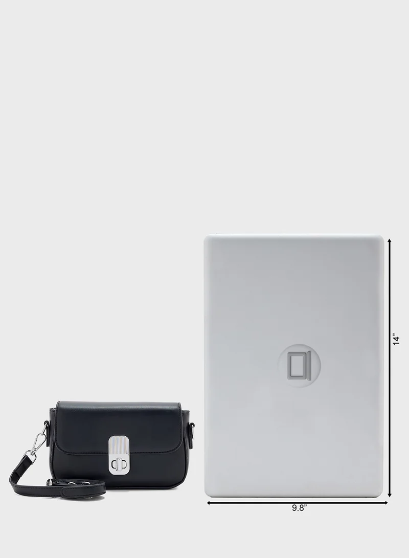 جينجر Metal Clasp Crossbody Bag
