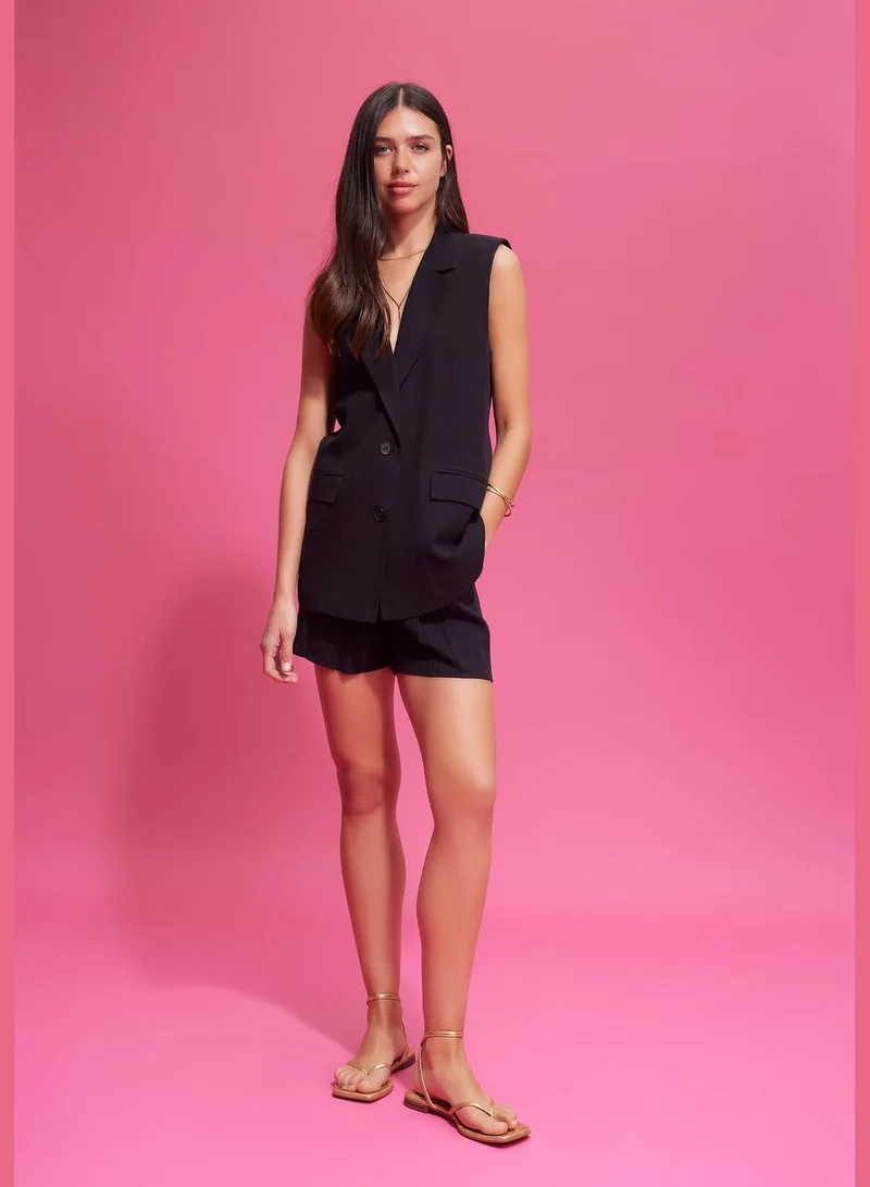 ديفاكتو Woman Woven Short