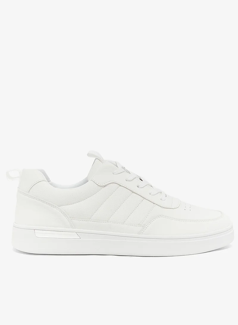 Seventy Five Casual Sneakers