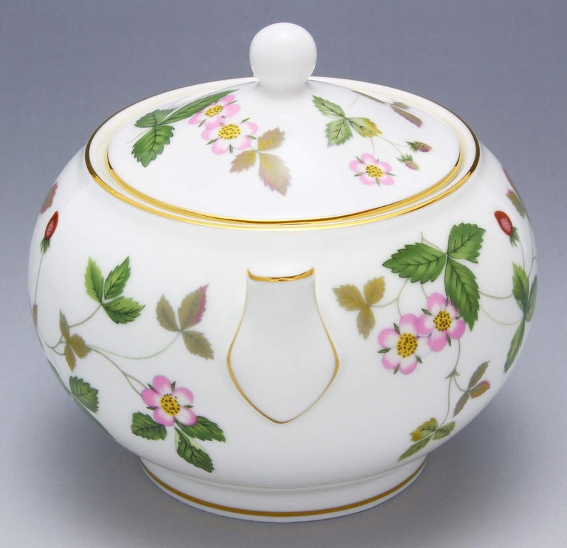 Wedgwood Wedgwood Wild Strawberry Covered Sugar 68 oz Multi  - Image 3