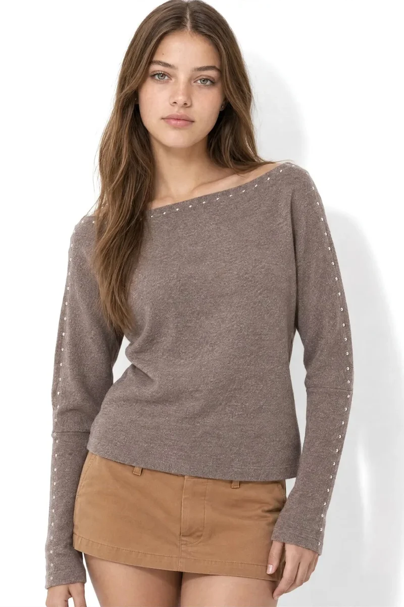 Busem BUSEM Boat Neck Blouse with Stone Accessory