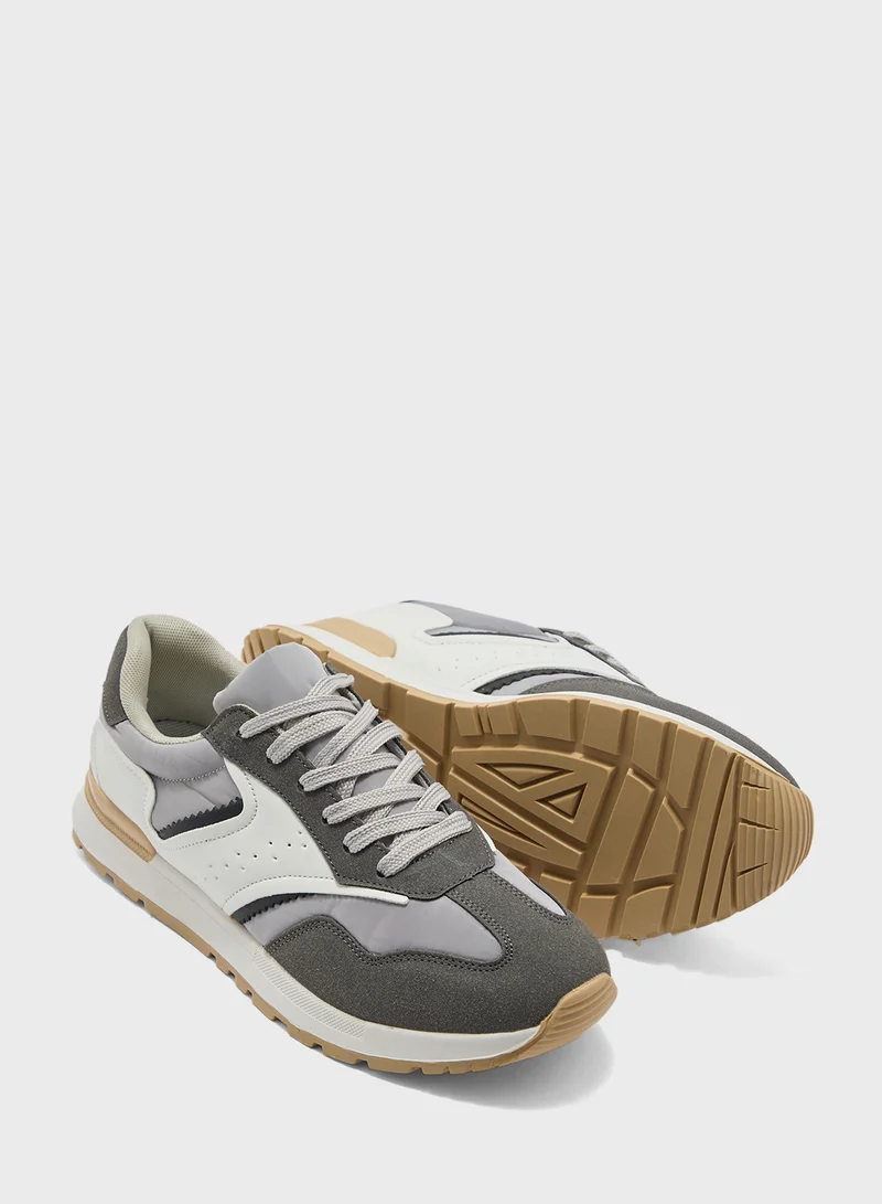 سفنتي فايف Vintage Sneakers