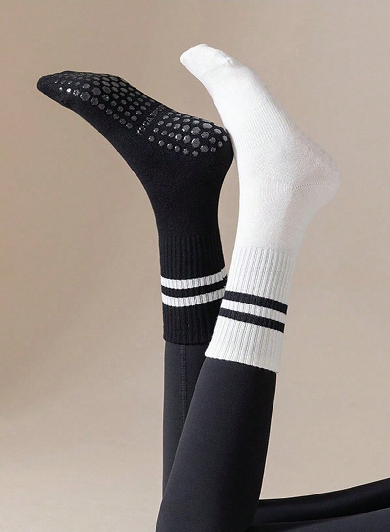 Haidue 4 Pairs Non-Slip Yoga Socks Pilates Grip Socks for Women Yoga Socks for Pilates,Yoga, Ballet, Dance  - Image 4