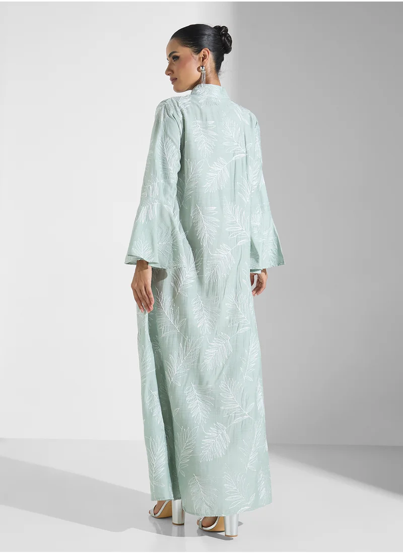 Khizana Bell Sleeved Embroidered Jalabiya