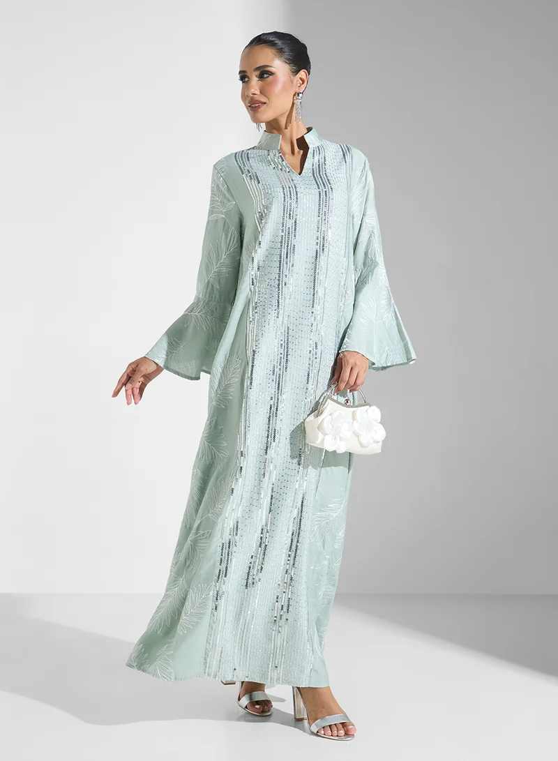 Khizana Bell Sleeved Embroidered Jalabiya