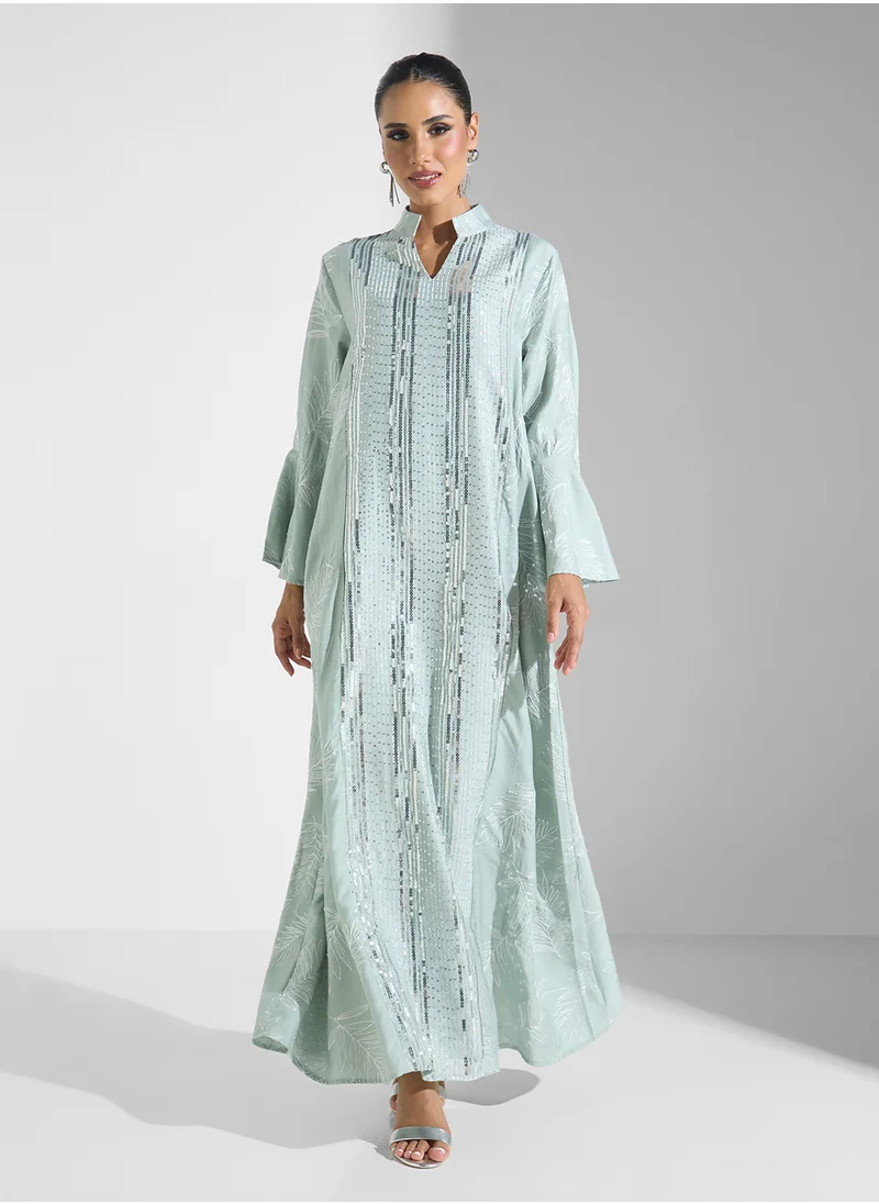 Khizana Bell Sleeved Embroidered Jalabiya