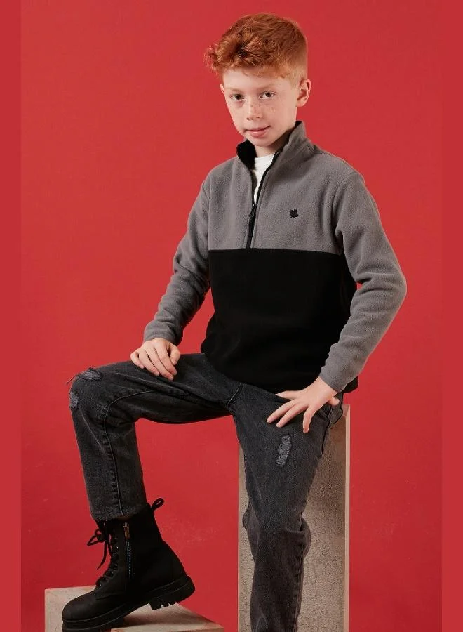 ليلا ليلا سويت شيرت قطبي بنصف سحاب وياقة واقفة بتصميم كتل ألوان للجنسين للأطفال